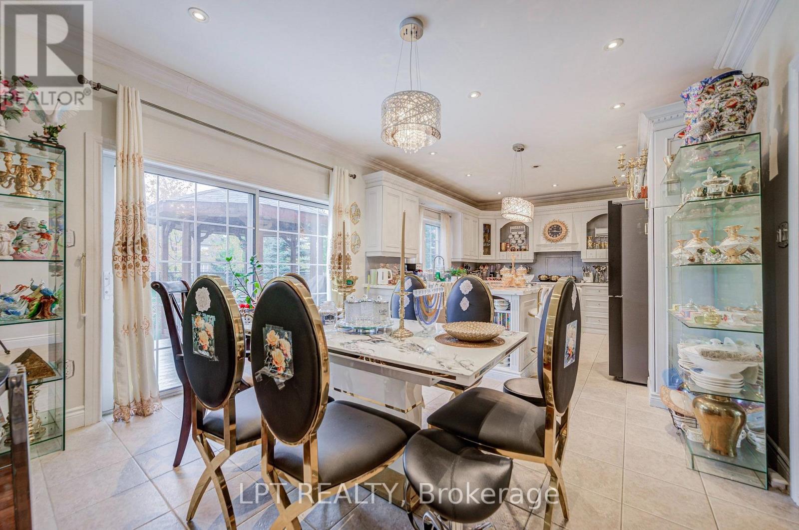 69 Westacott Crescent Property Photo 14