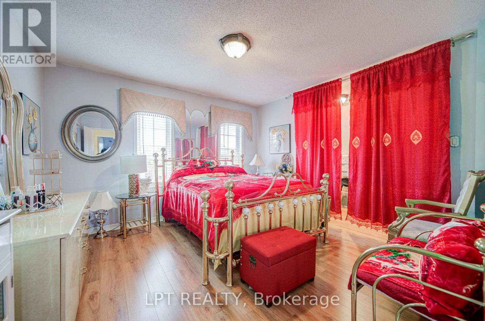 69 Westacott Crescent Property Photo 24