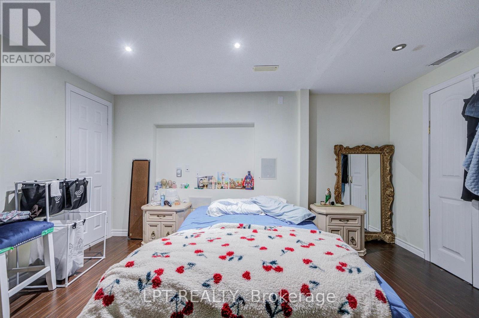 69 Westacott Crescent Property Photo 48