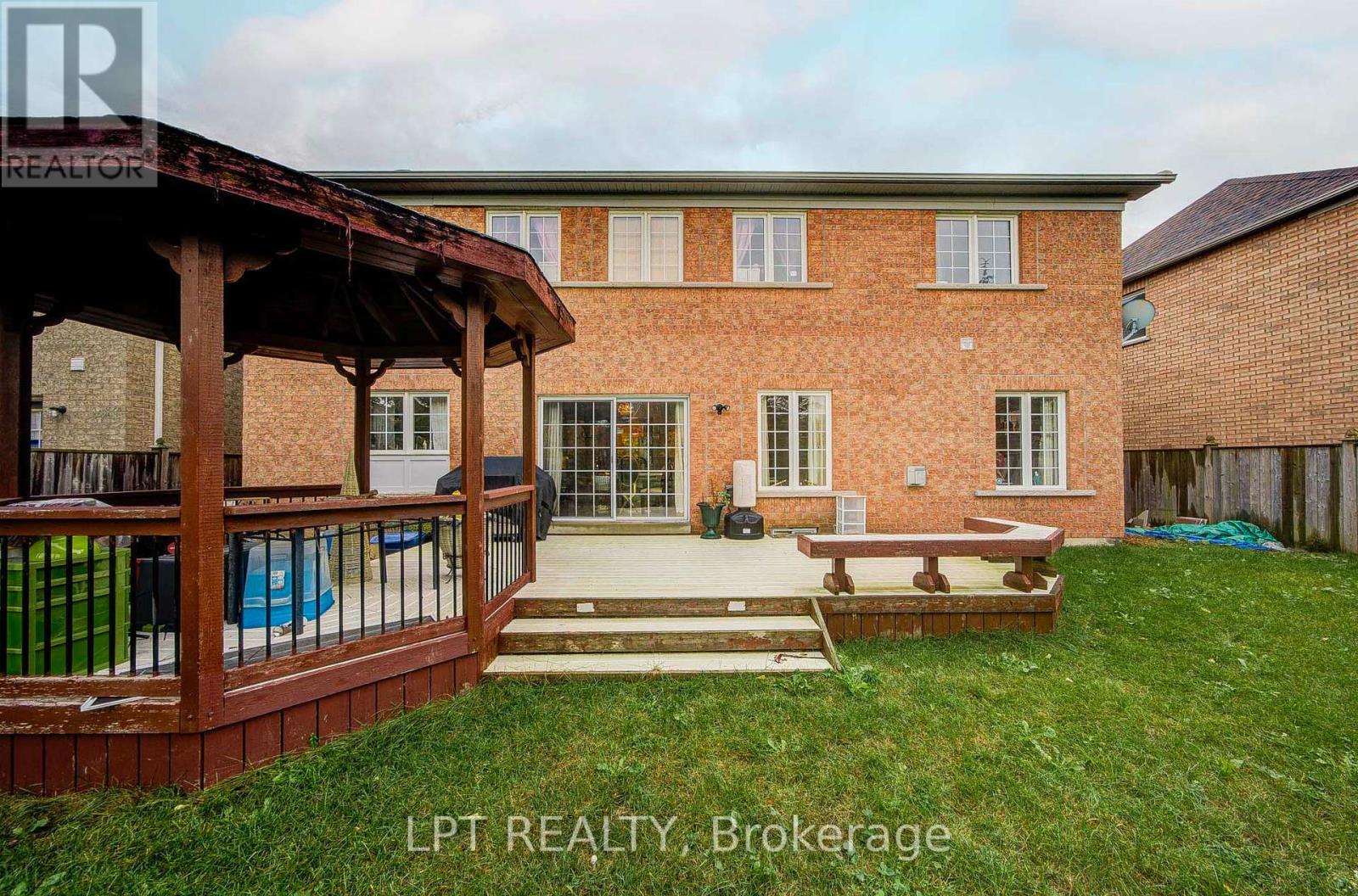 69 Westacott Crescent Property Photo 50