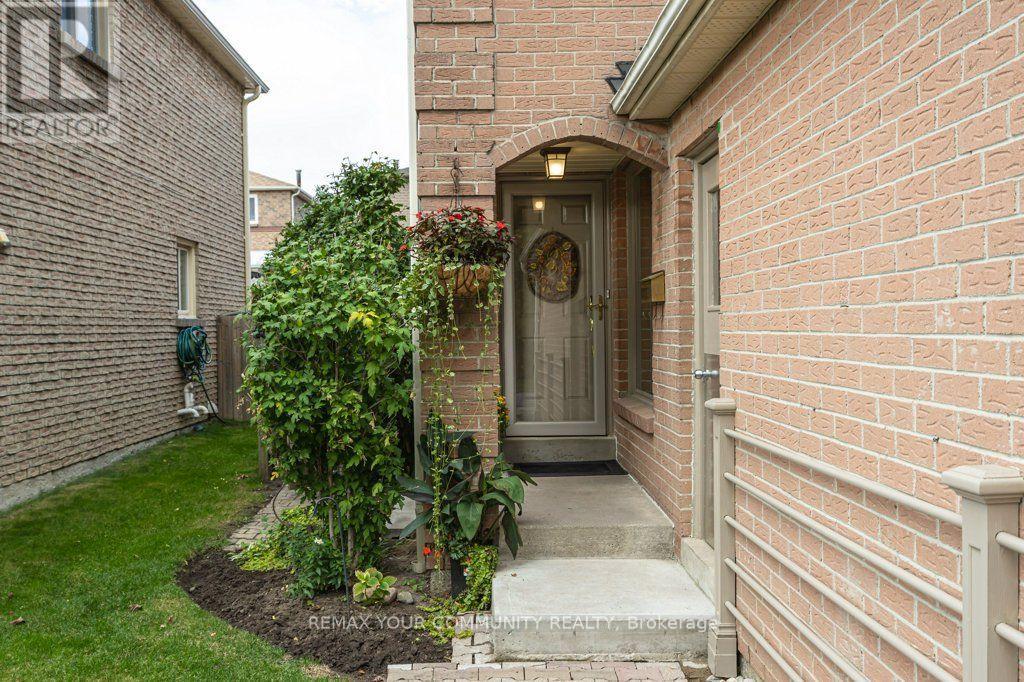 30 Radford Drive Property Photo 3