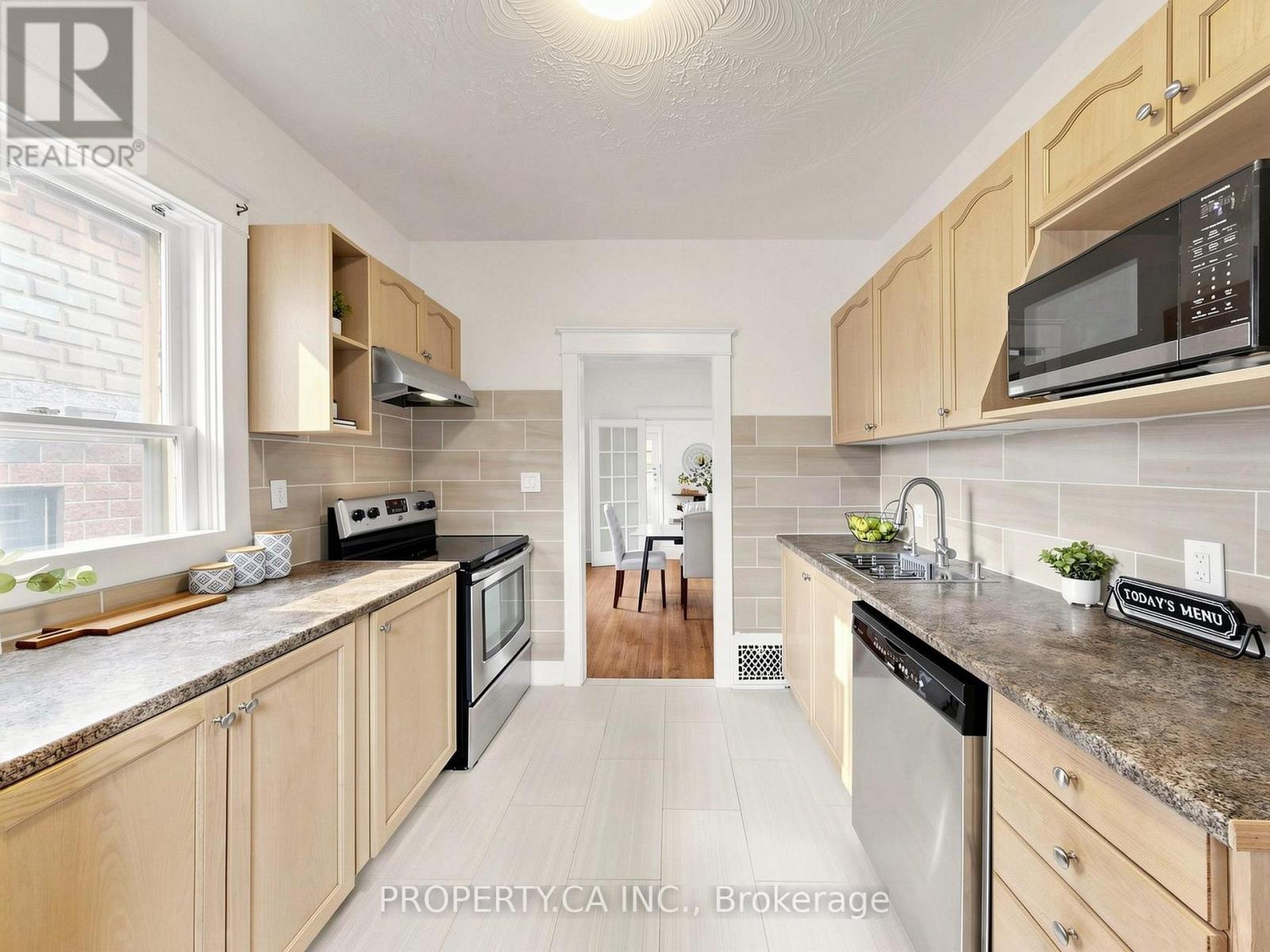 205 Dearborn Avenue Property Photo 14