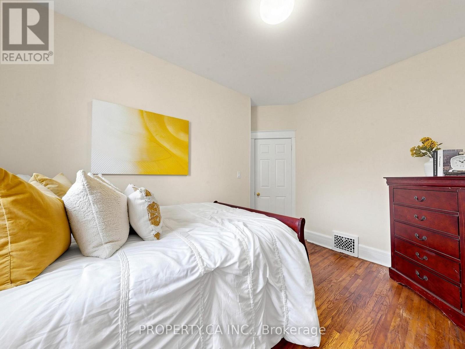 205 Dearborn Avenue Property Photo 24