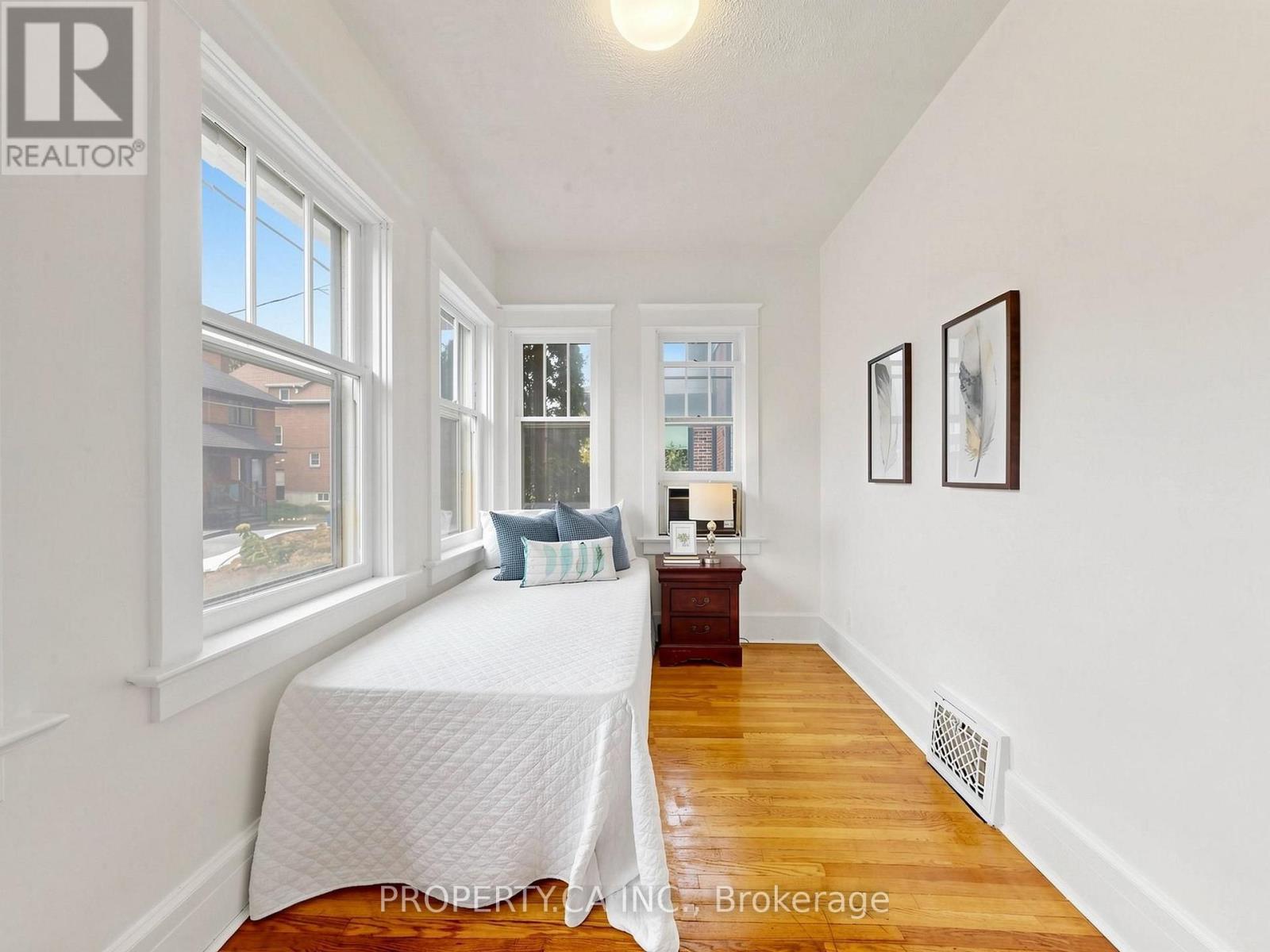 205 Dearborn Avenue Property Photo 27