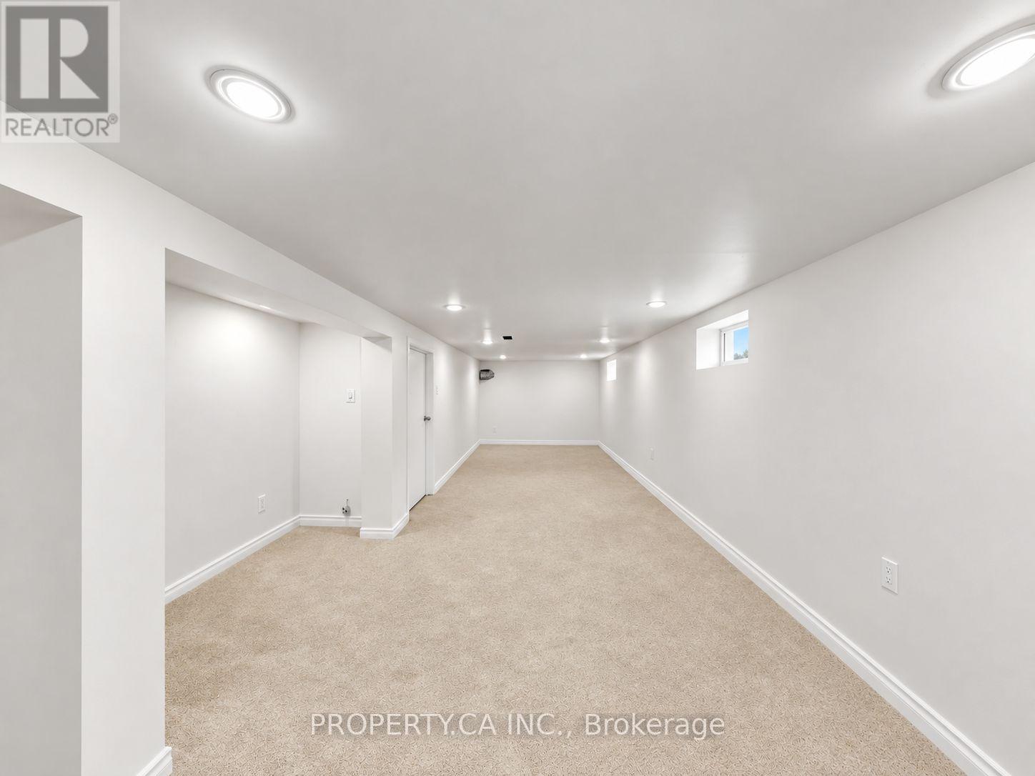205 Dearborn Avenue Property Photo 30