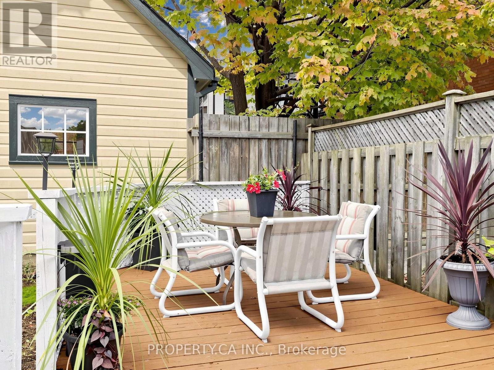 205 Dearborn Avenue Property Photo 36
