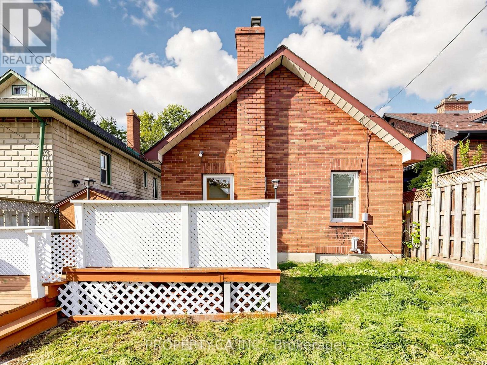205 Dearborn Avenue Property Photo 39