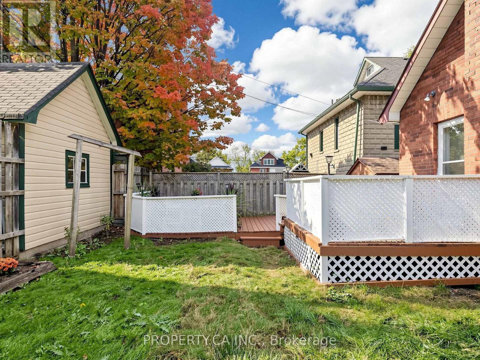 205 Dearborn Avenue Property Photo 40