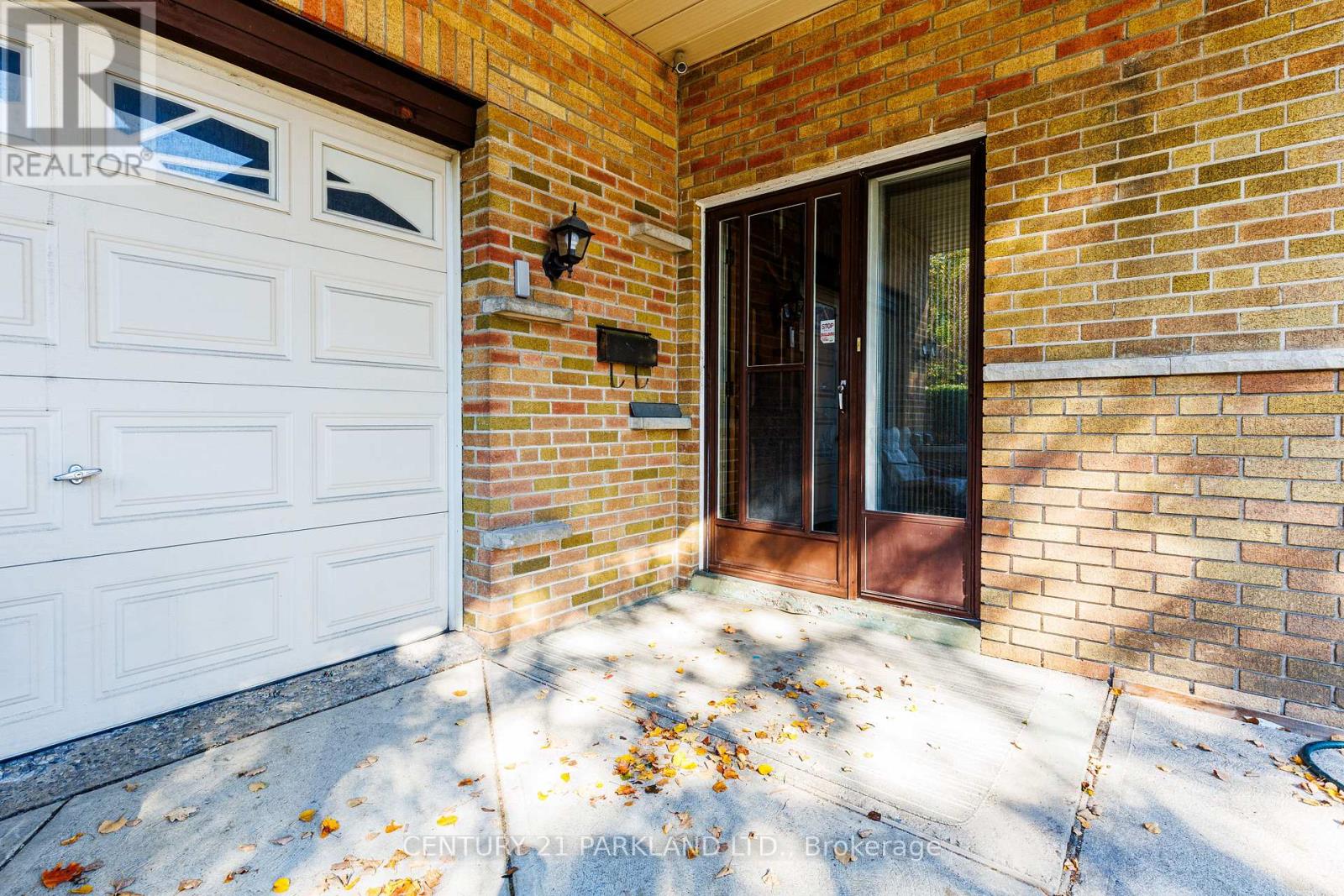 22 Waterfield Drive Property Photo 2