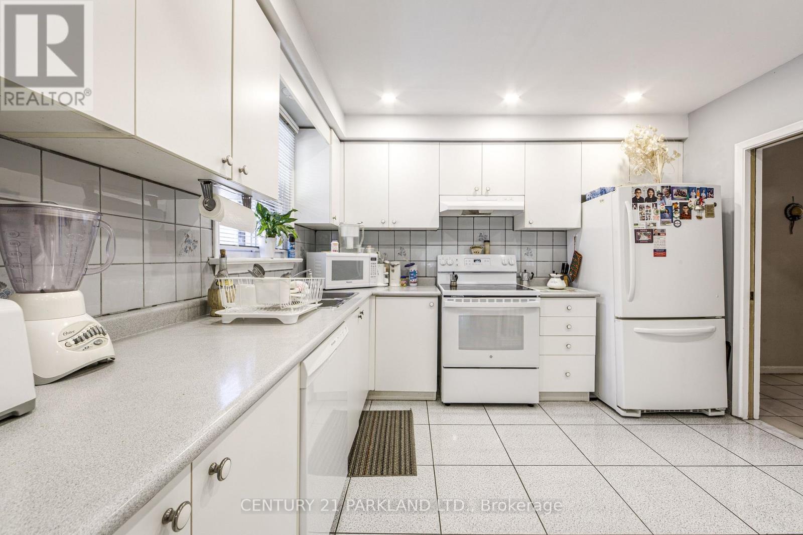 22 Waterfield Drive Property Photo 14