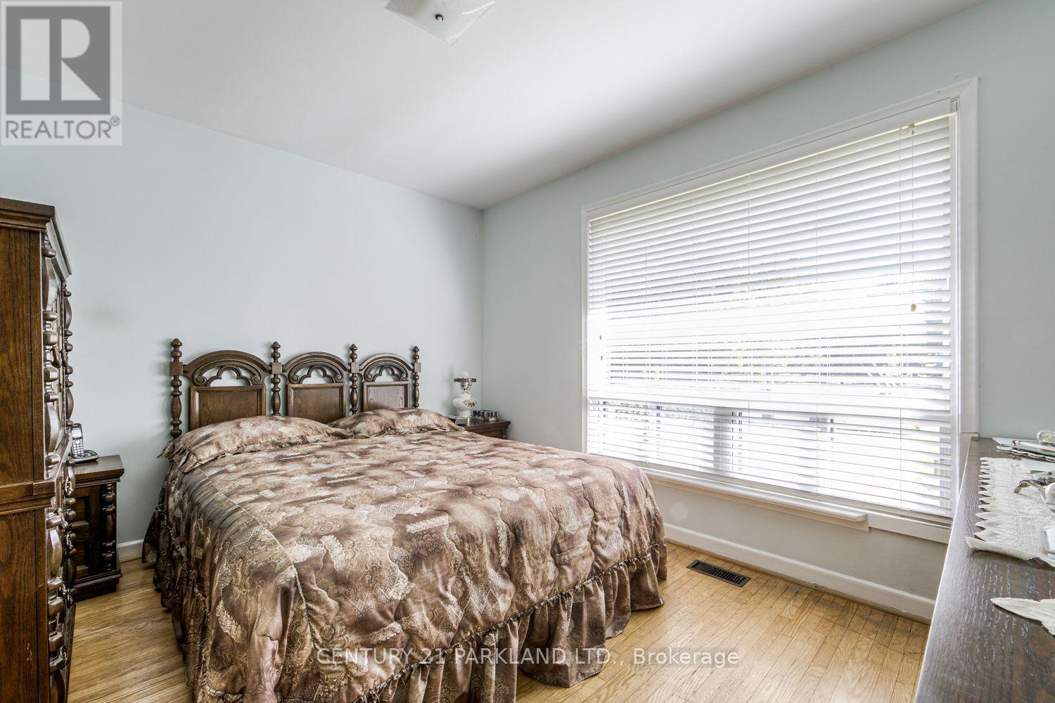 22 Waterfield Drive Property Photo 25