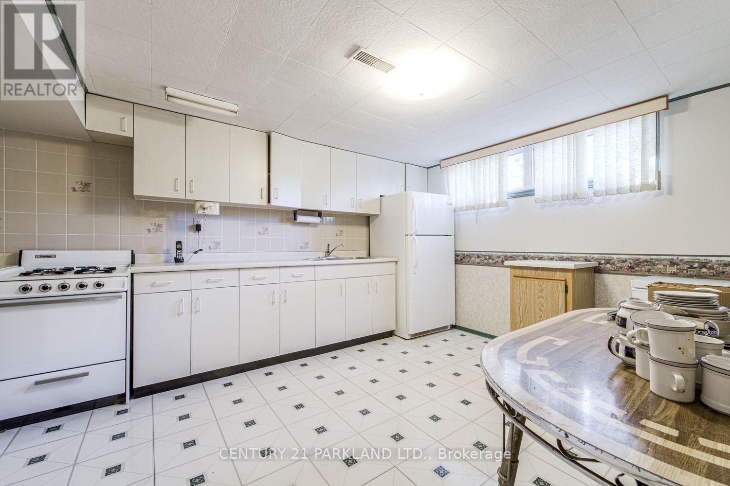 22 Waterfield Drive Property Photo 39