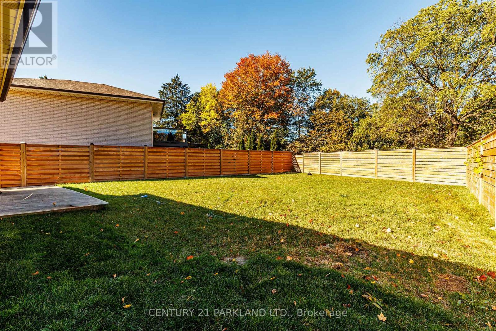 22 Waterfield Drive Property Photo 45