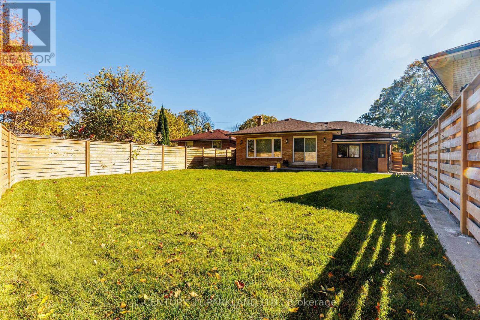 22 Waterfield Drive Property Photo 46