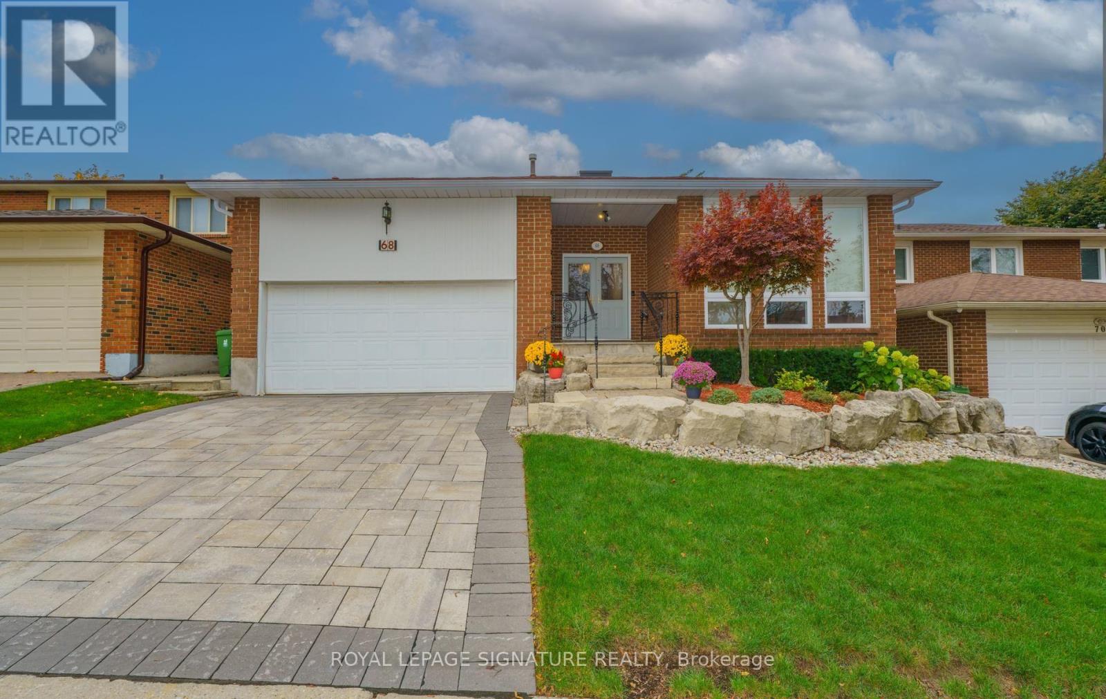 68 Ellenhall Square Property Photo 1