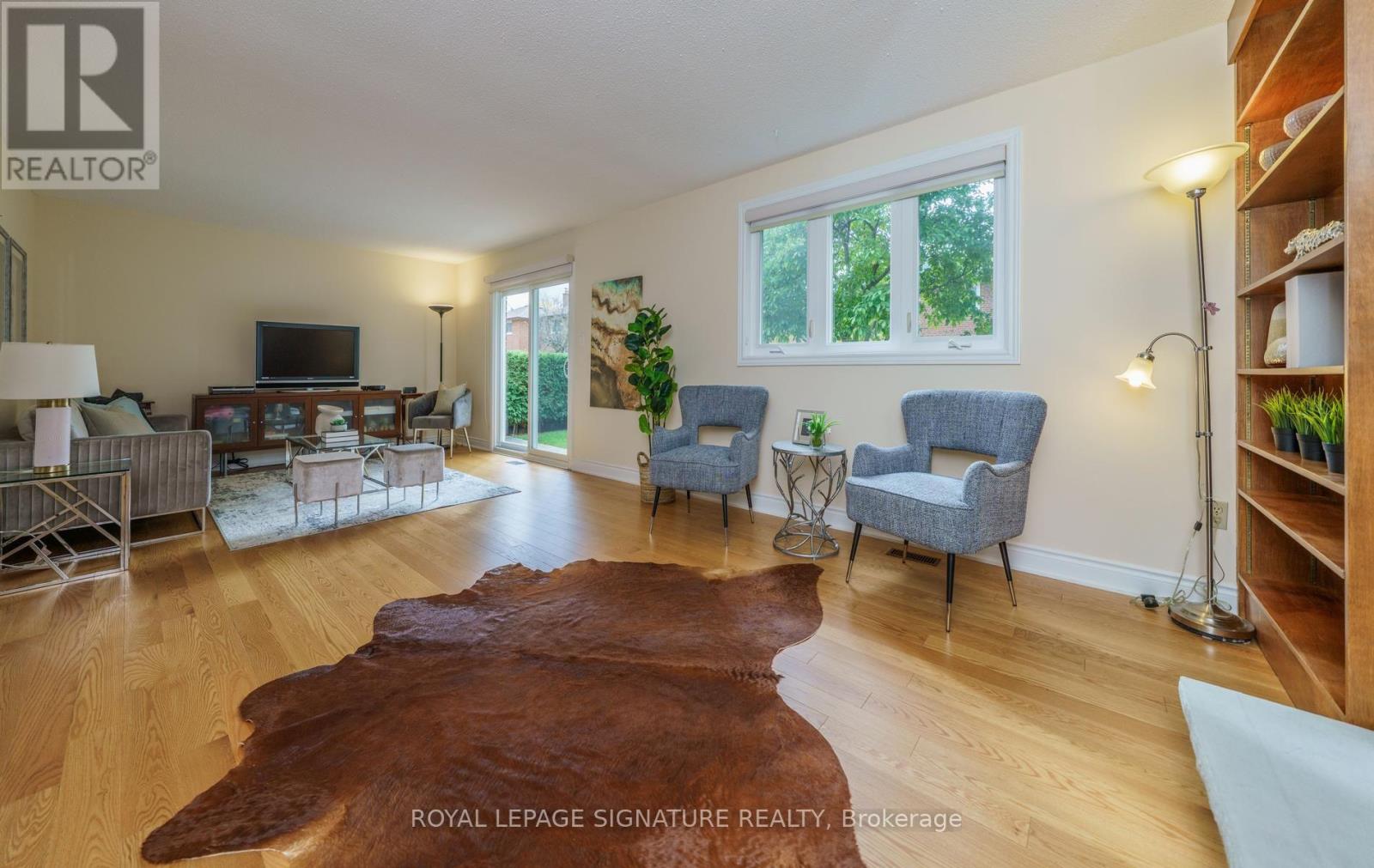 68 Ellenhall Square Property Photo 9
