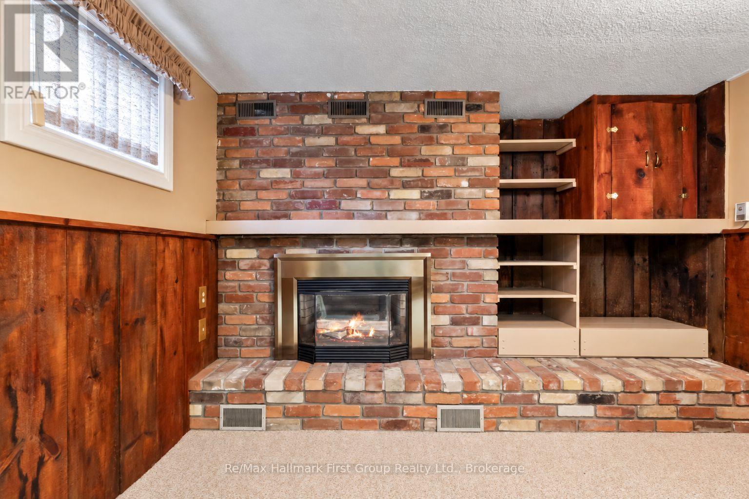 8 Calais Street Property Photo 45