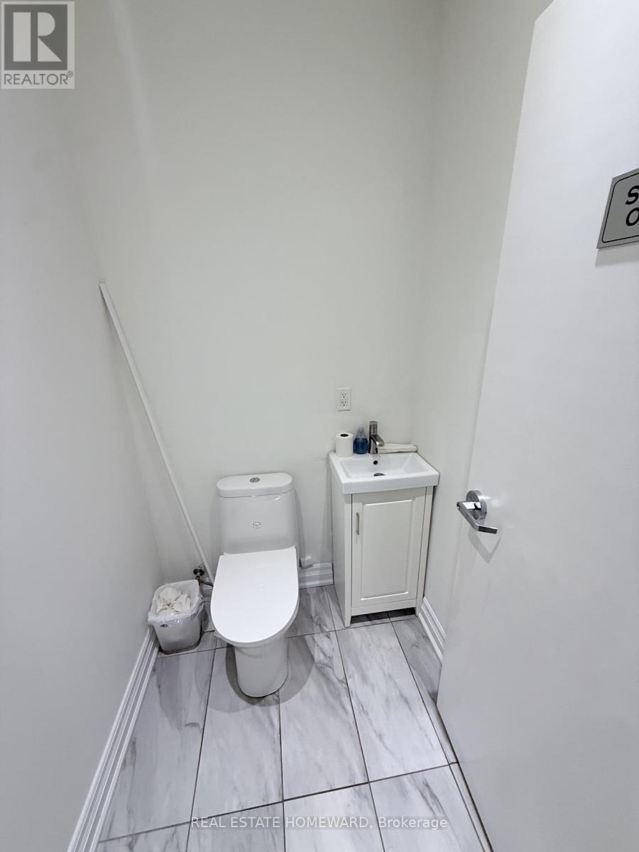 204 - 751 Pape Avenue Property Photo 7