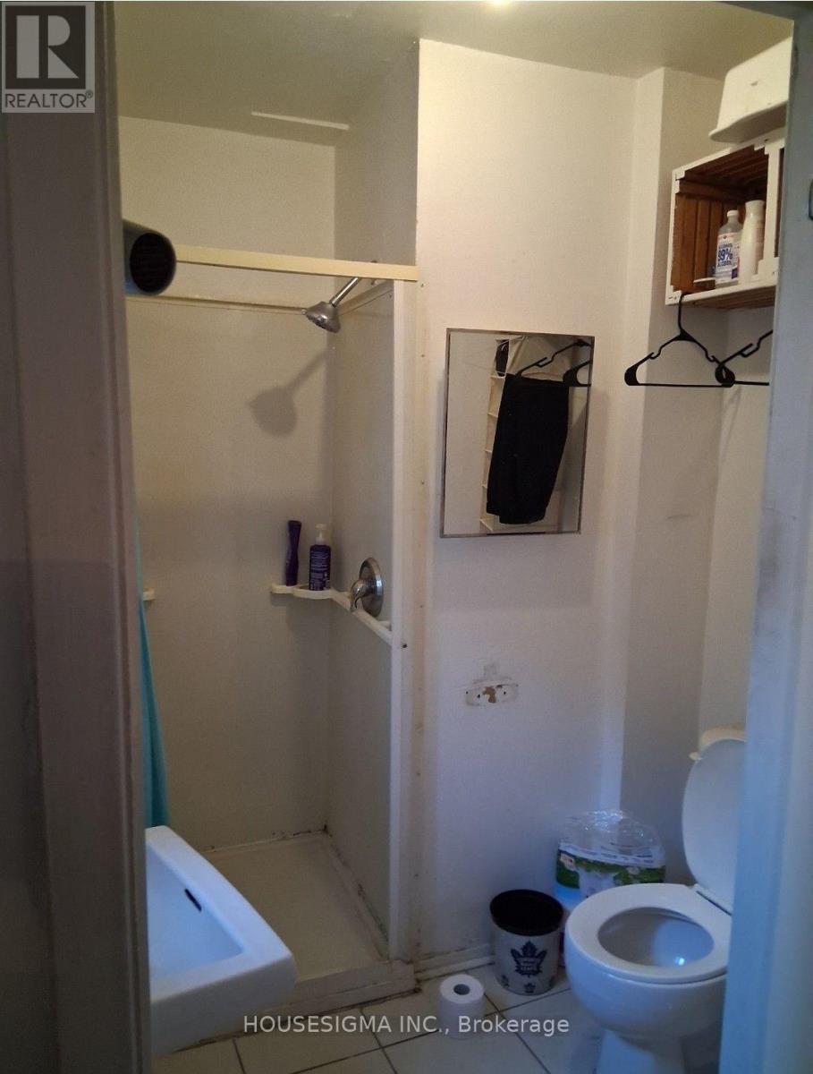 888 Dundas Street E Property Photo 17