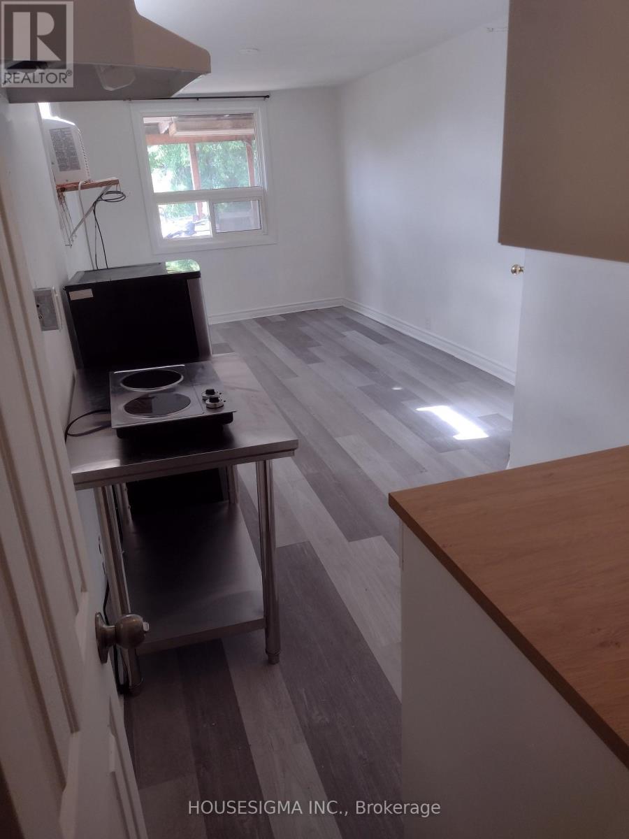 888 Dundas Street E Property Photo 21