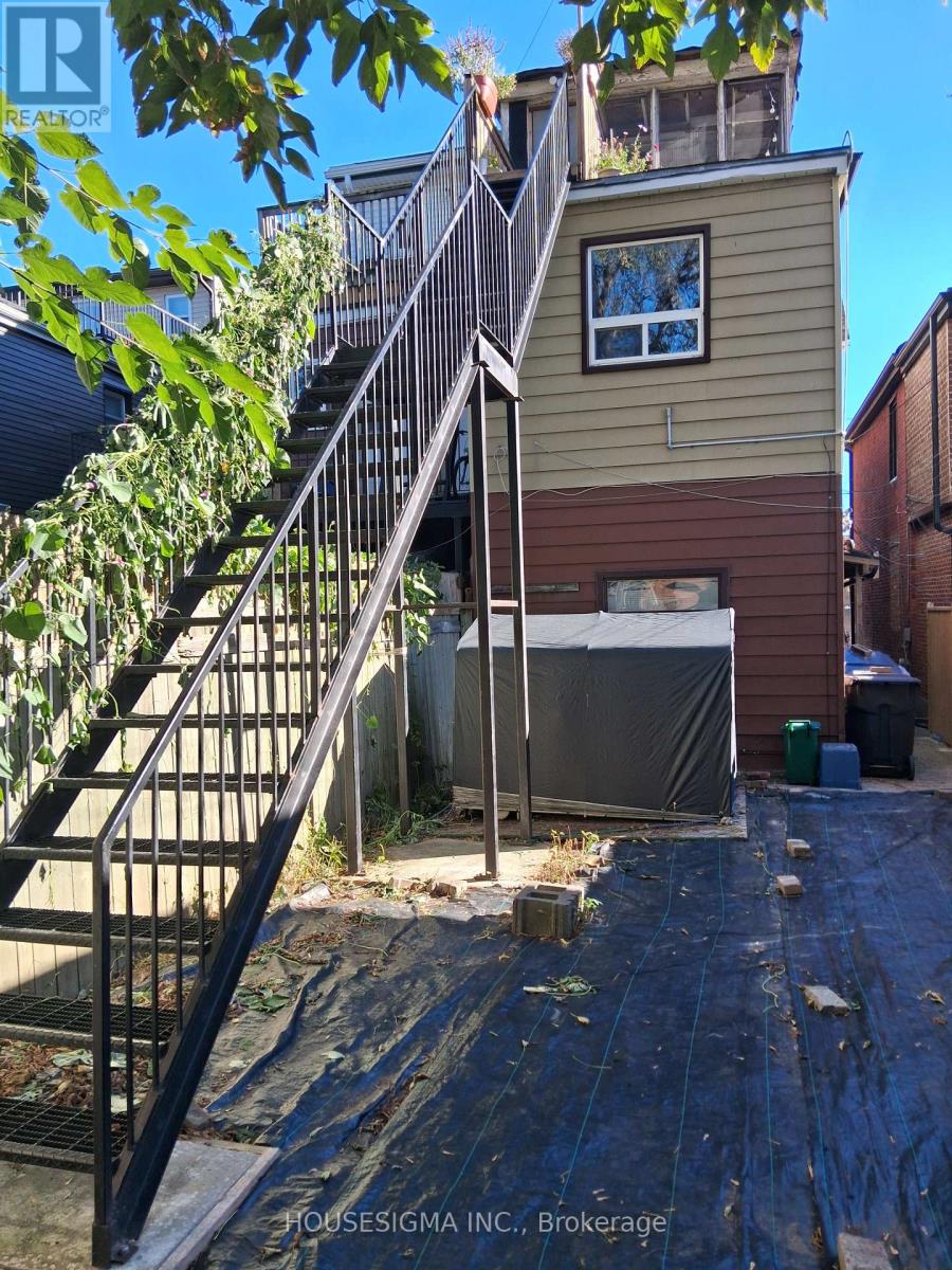 888 Dundas Street E Property Photo 22