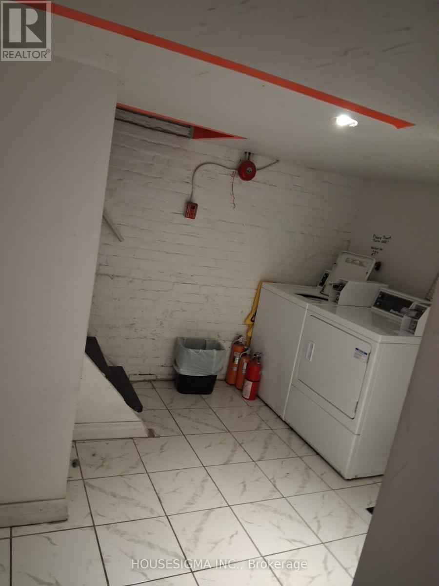 888 Dundas Street E Property Photo 28