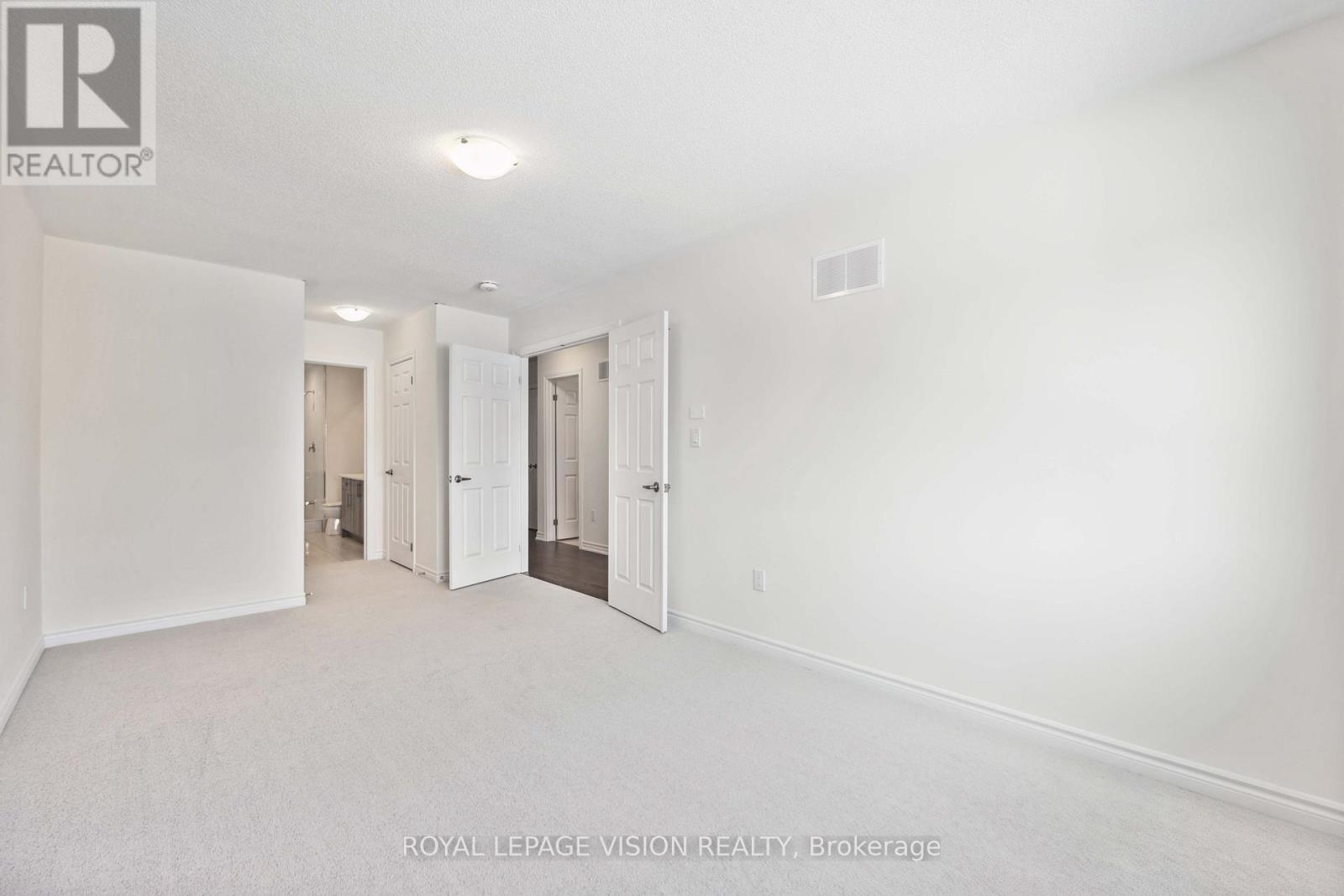 48 Mountainside Crescent Property Photo 21