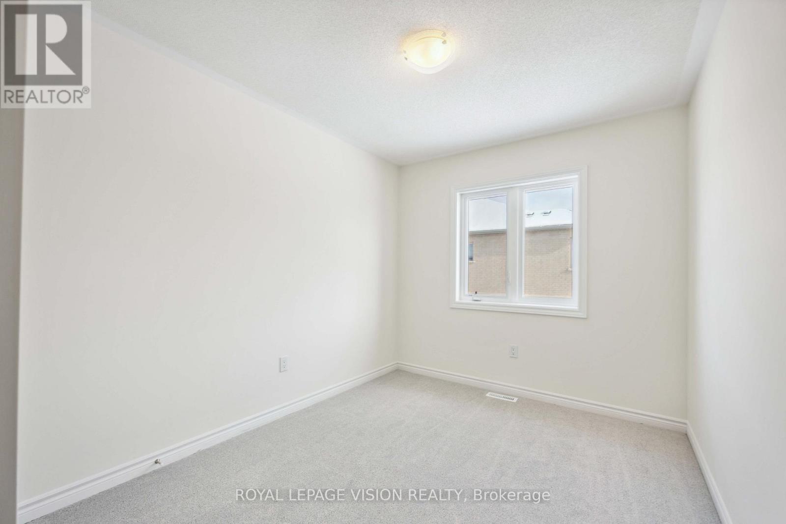 48 Mountainside Crescent Property Photo 25