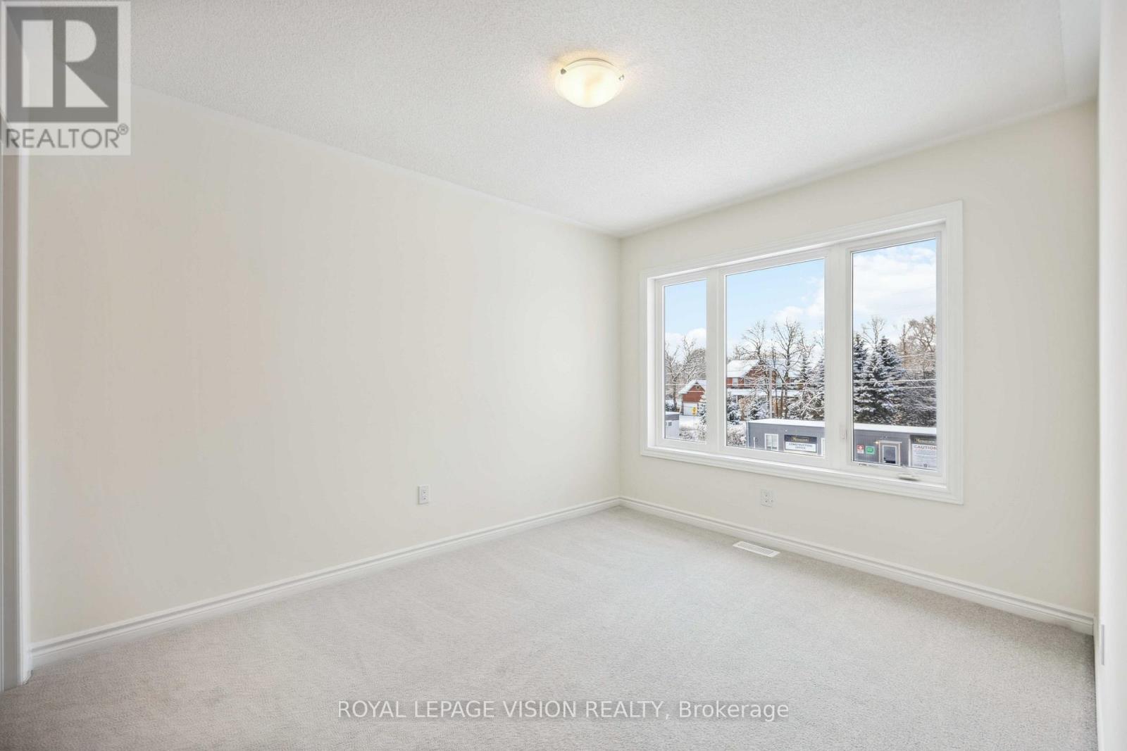 48 Mountainside Crescent Property Photo 26