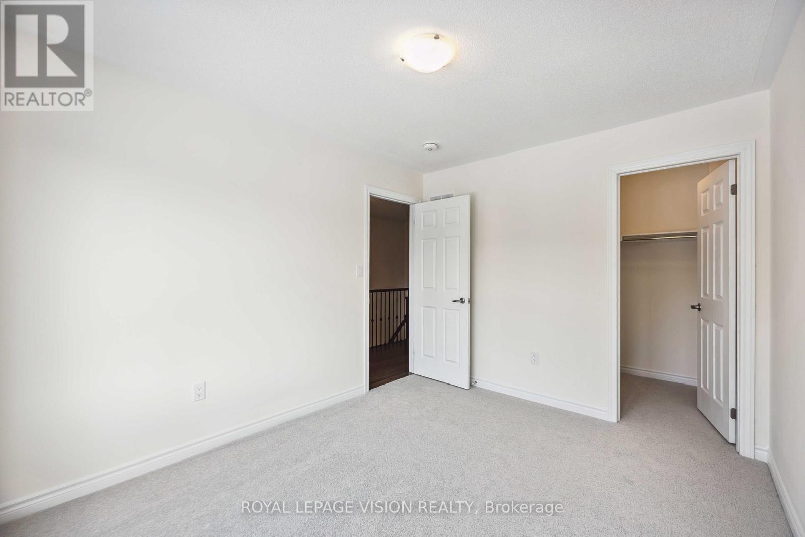 48 Mountainside Crescent Property Photo 28