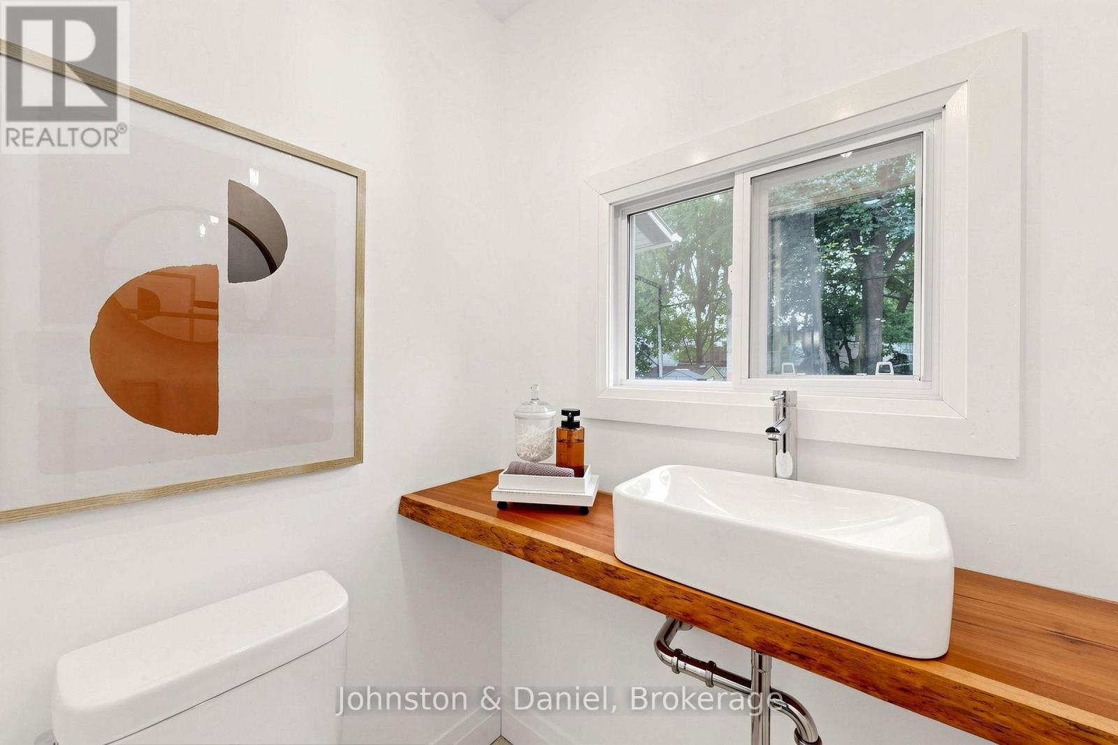 11 Ashland Avenue Property Photo 16