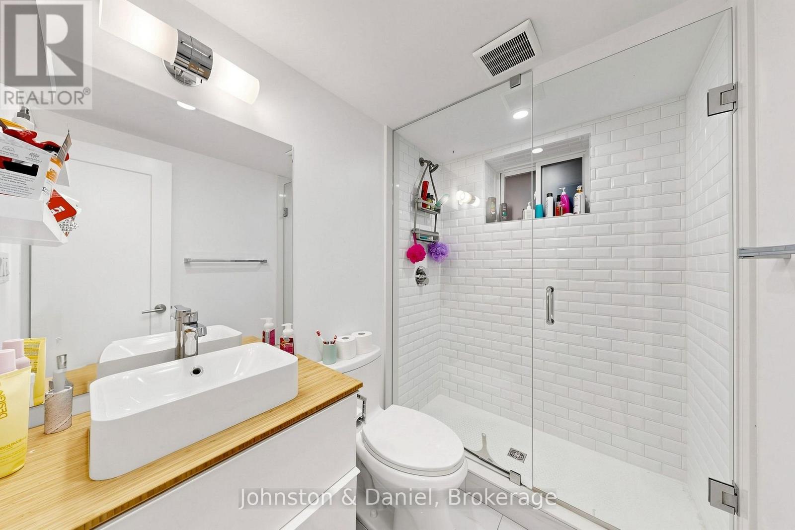 11 Ashland Avenue Property Photo 38