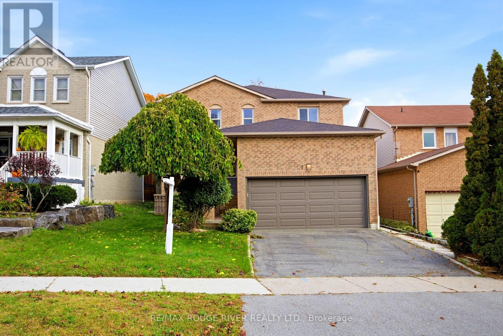 7 GREENVIEW COURT Property Photo 1