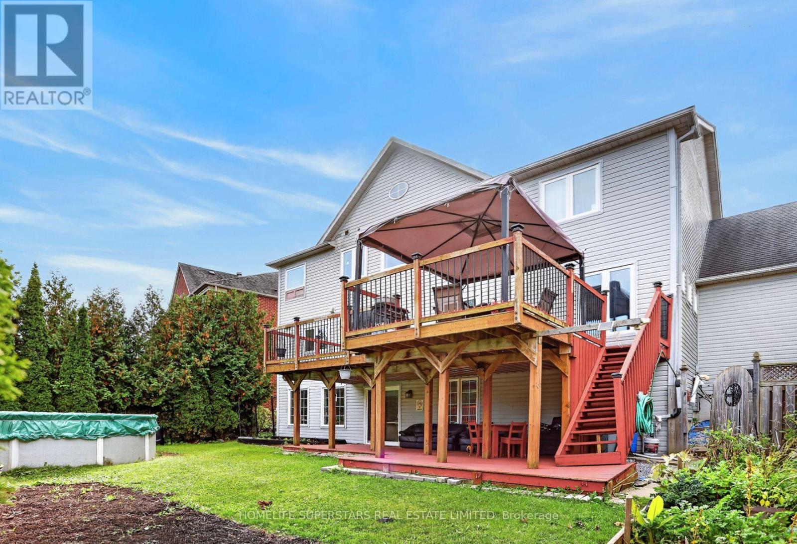 29 Westacott Crescent Property Photo 6