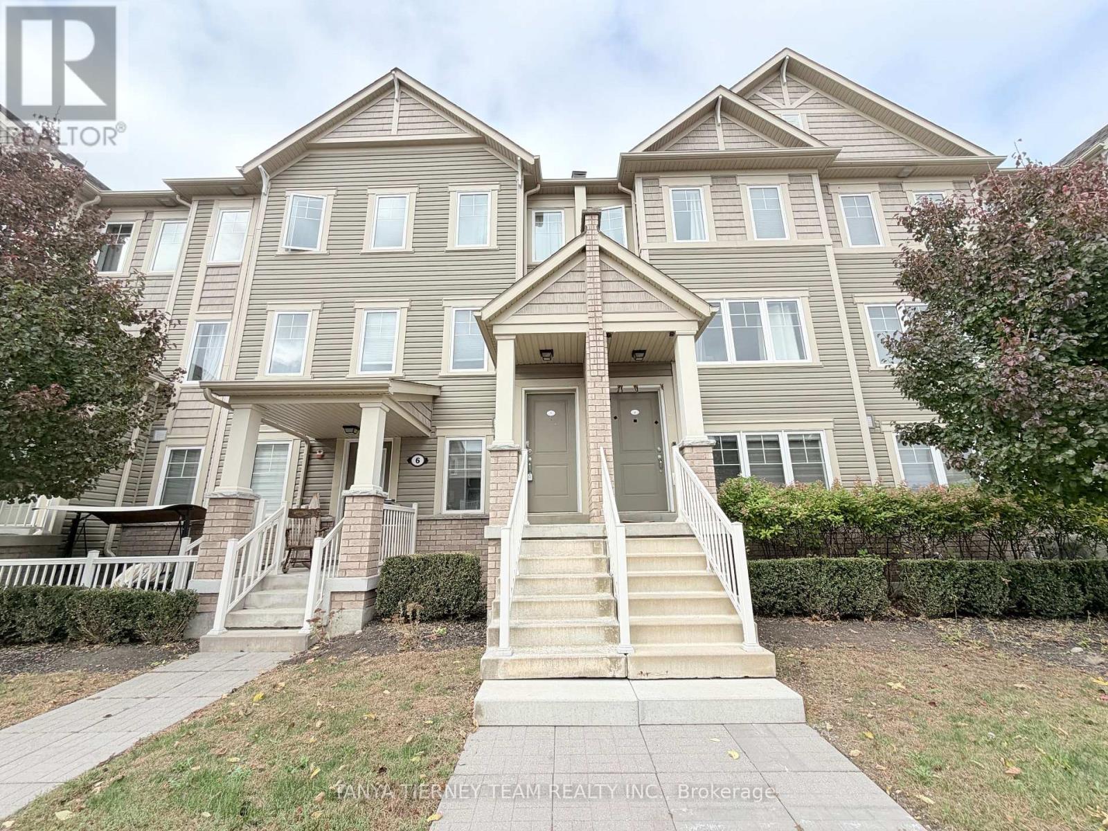 5 - 2500 HILL RISE COURT Property Photo 1