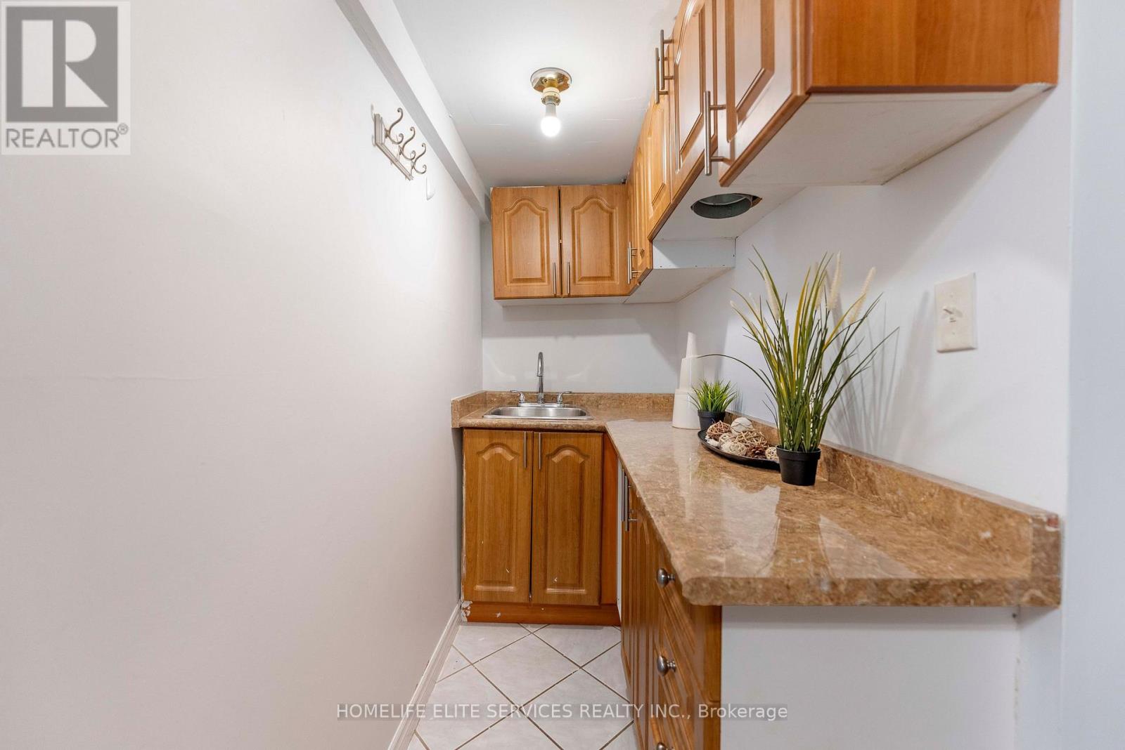 44 Greenhedges Court Property Photo 23