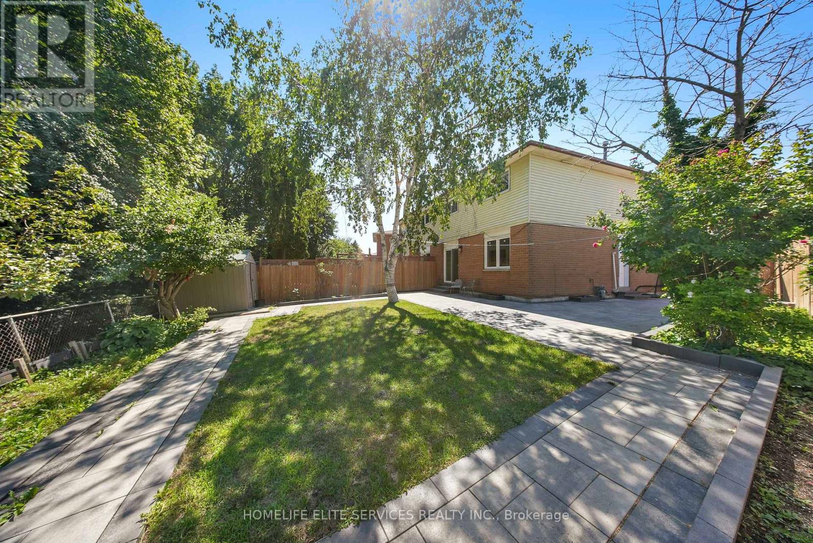 44 Greenhedges Court Property Photo 46