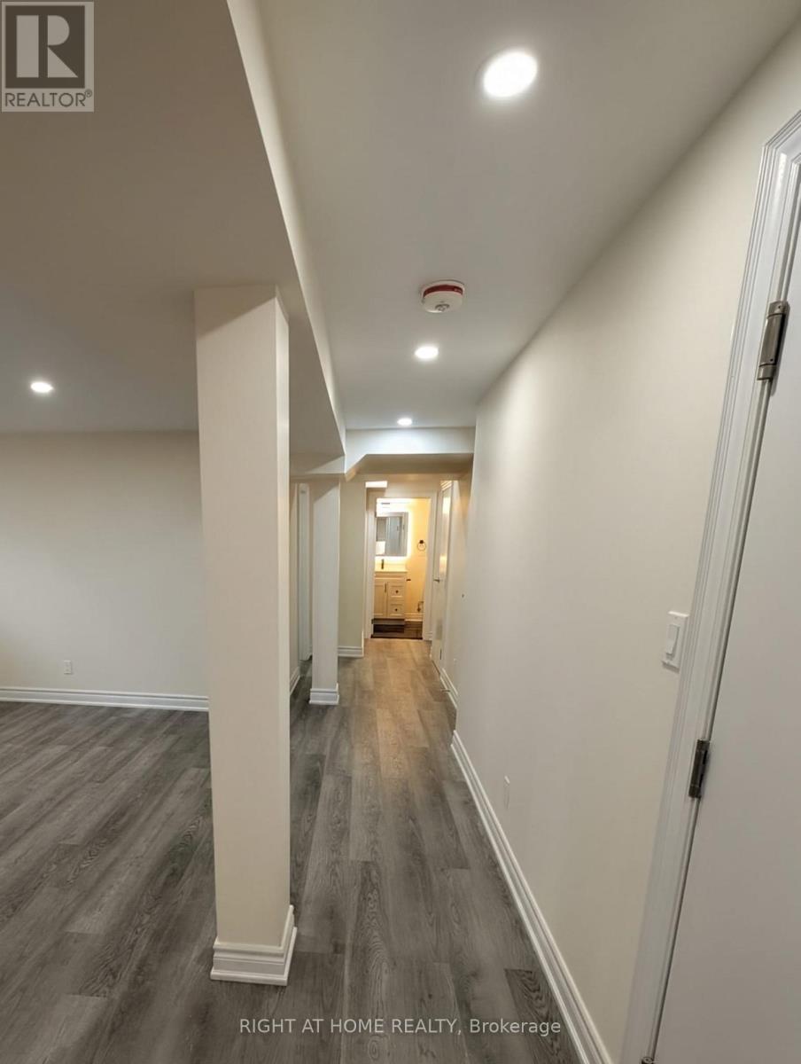 Bsmt - 8 Mantell Crescent Property Photo 9