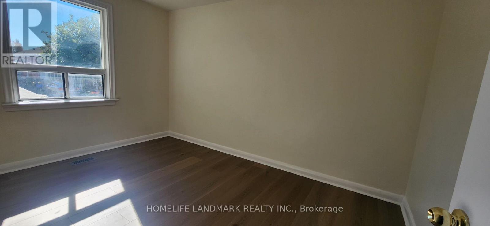 Main - 2 Tardree Place Property Photo 11