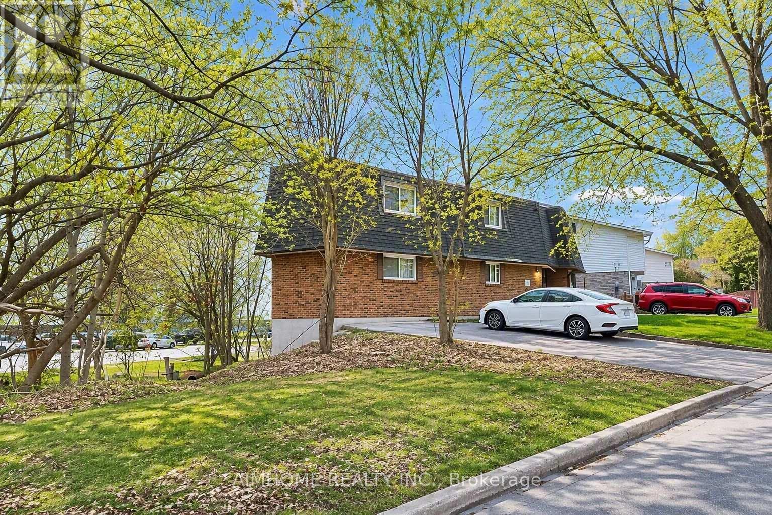 1 - 475 Grenfell Street Property Photo 4