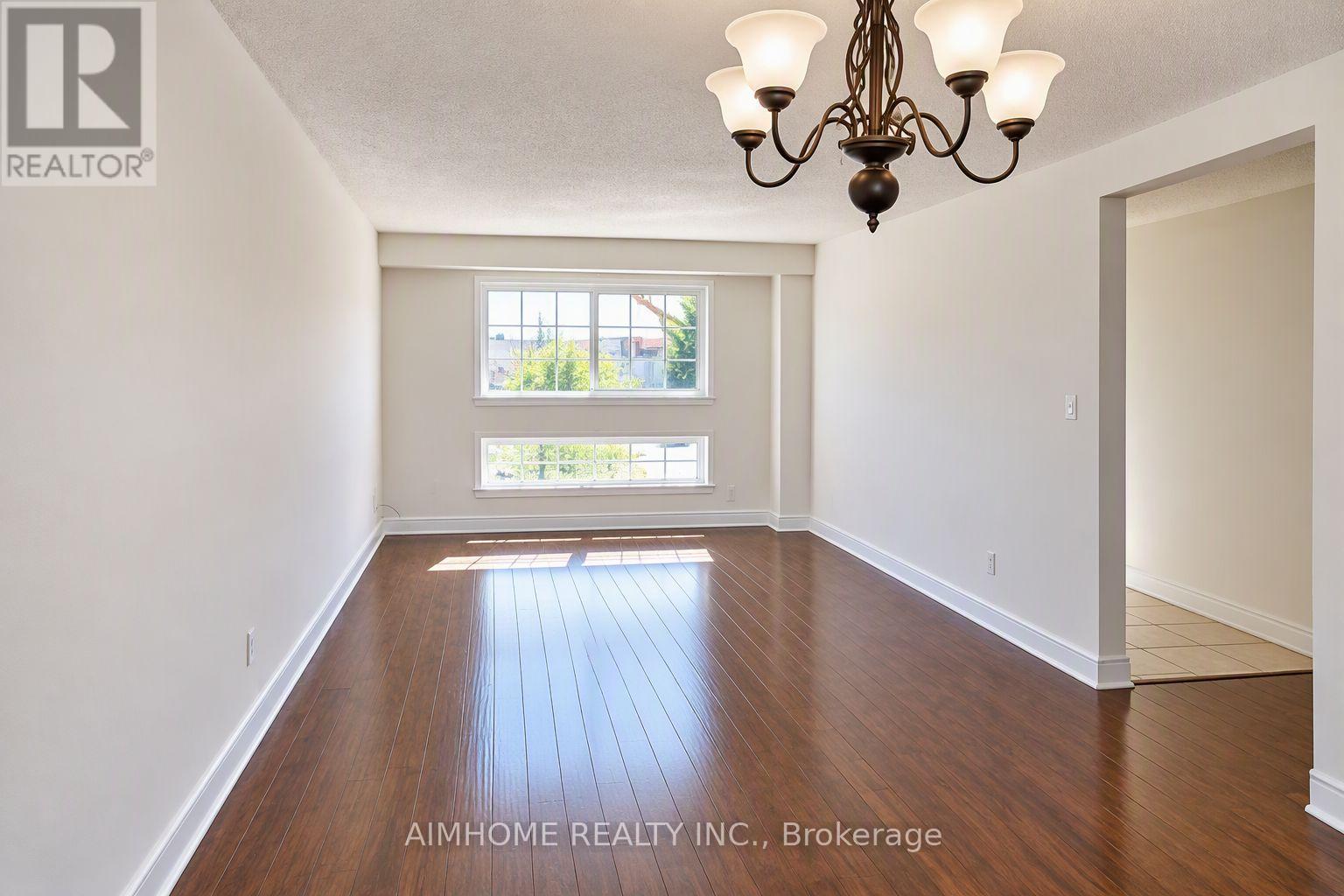 1 - 475 Grenfell Street Property Photo 8