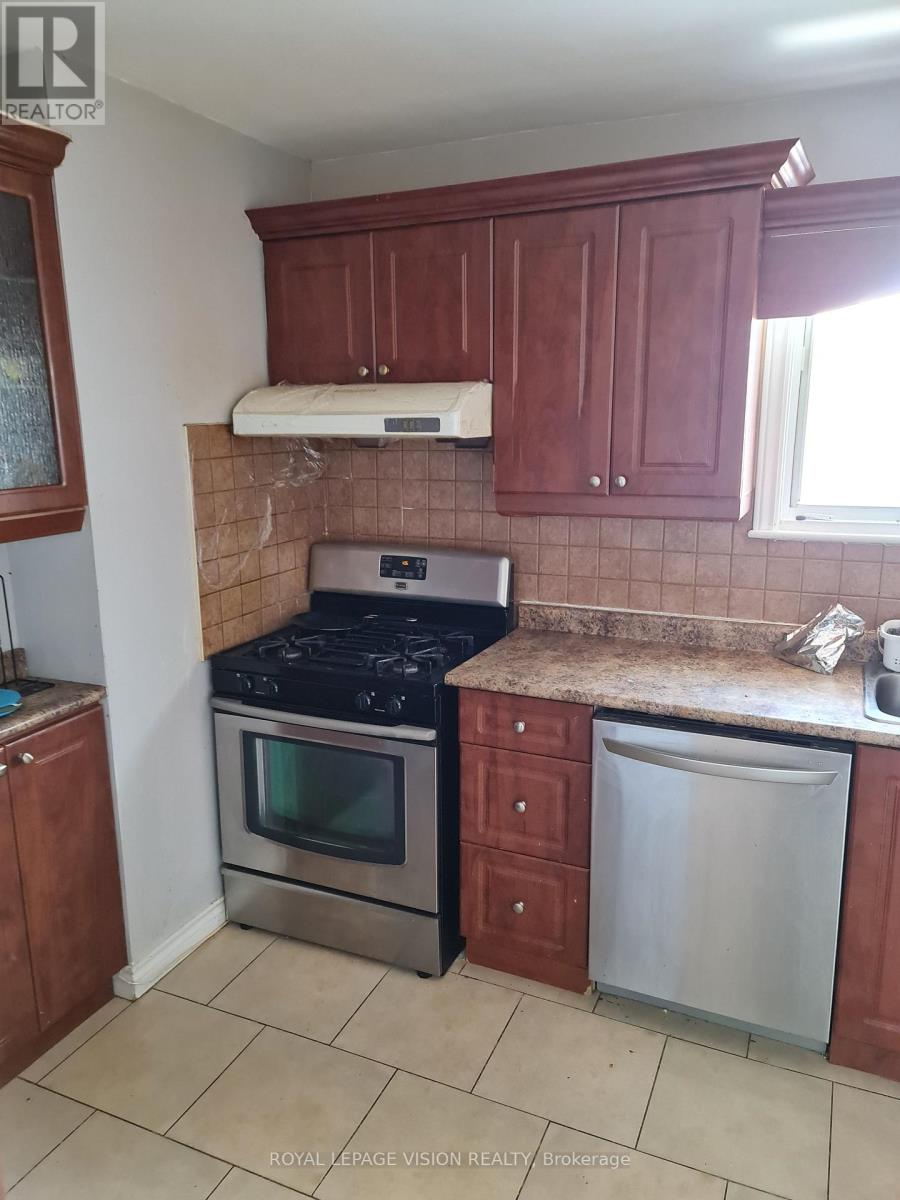 Main - 25 Par Avenue Property Photo 5