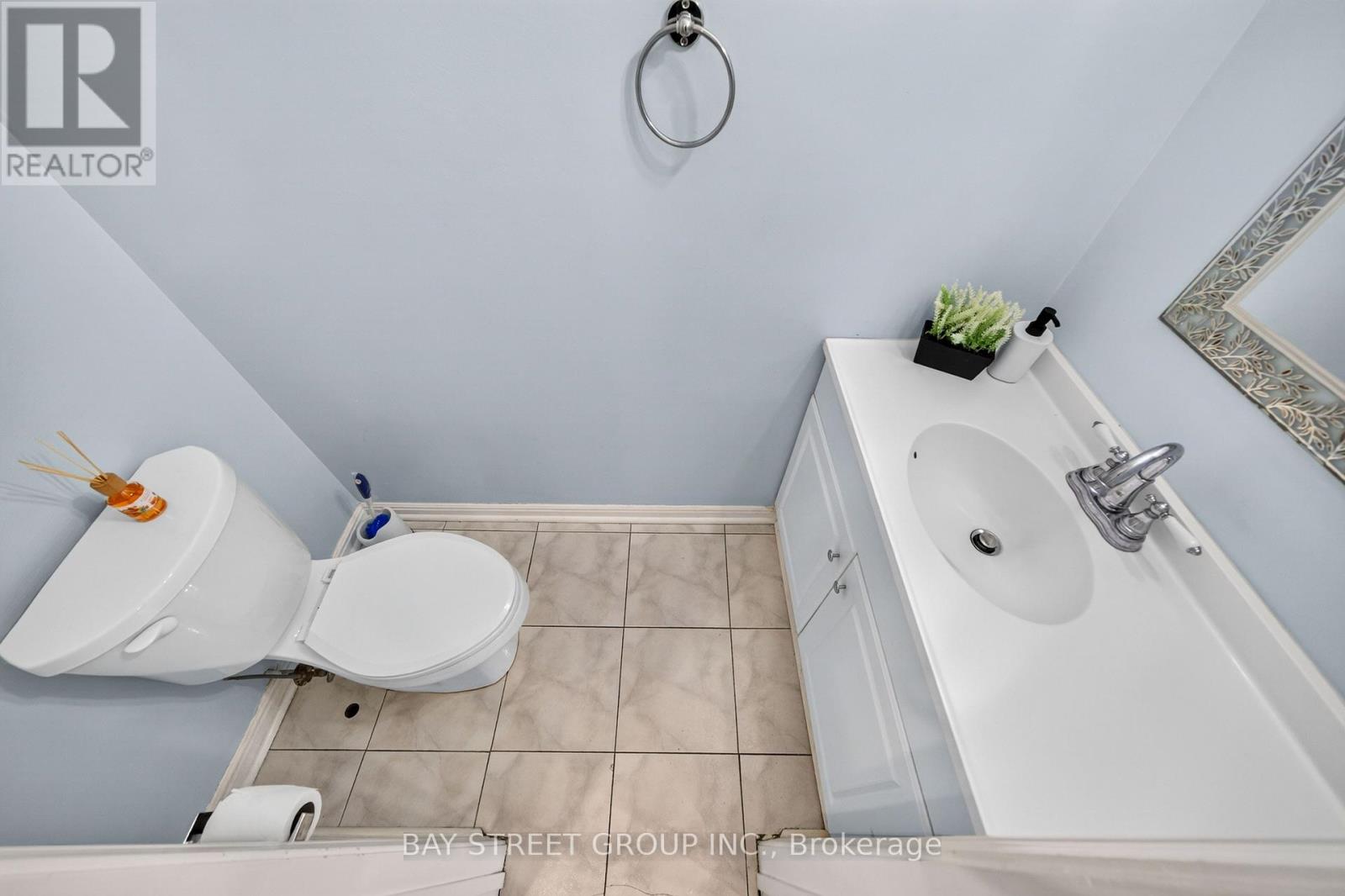 49 - 100 Burrows Hall Boulevard Property Photo 18