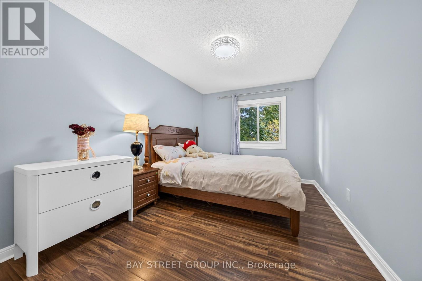 49 - 100 Burrows Hall Boulevard Property Photo 21