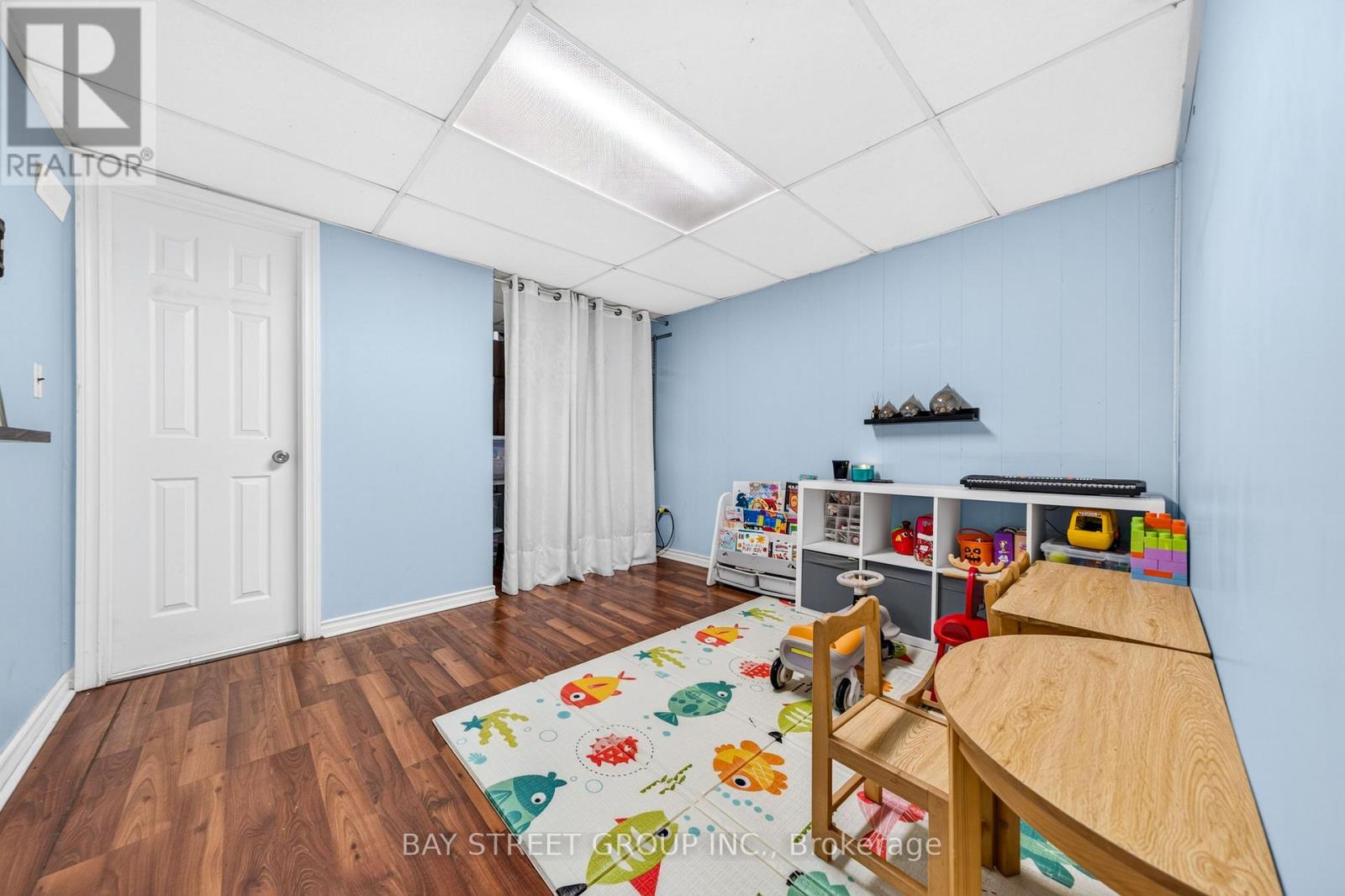 49 - 100 Burrows Hall Boulevard Property Photo 30