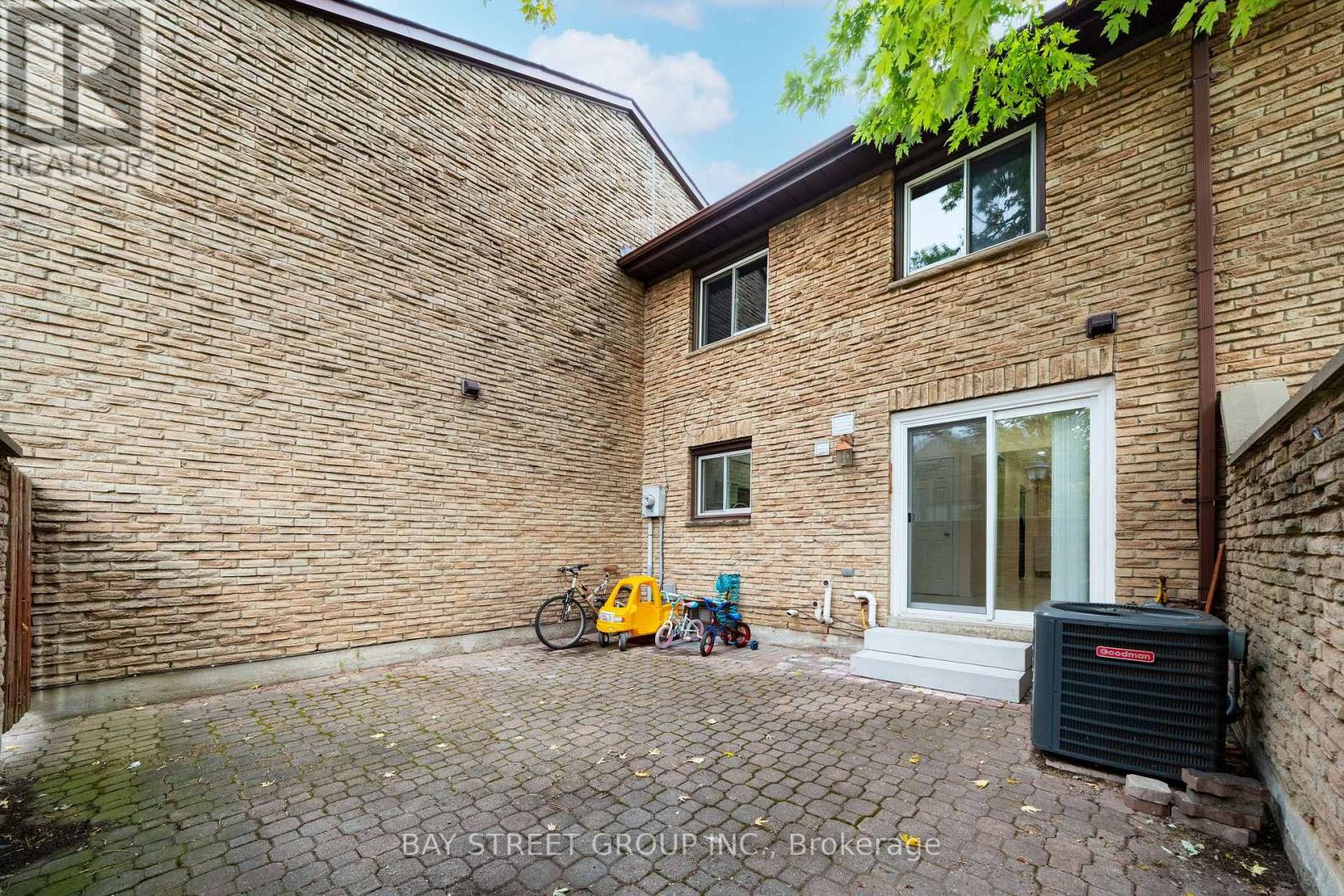 49 - 100 Burrows Hall Boulevard Property Photo 38