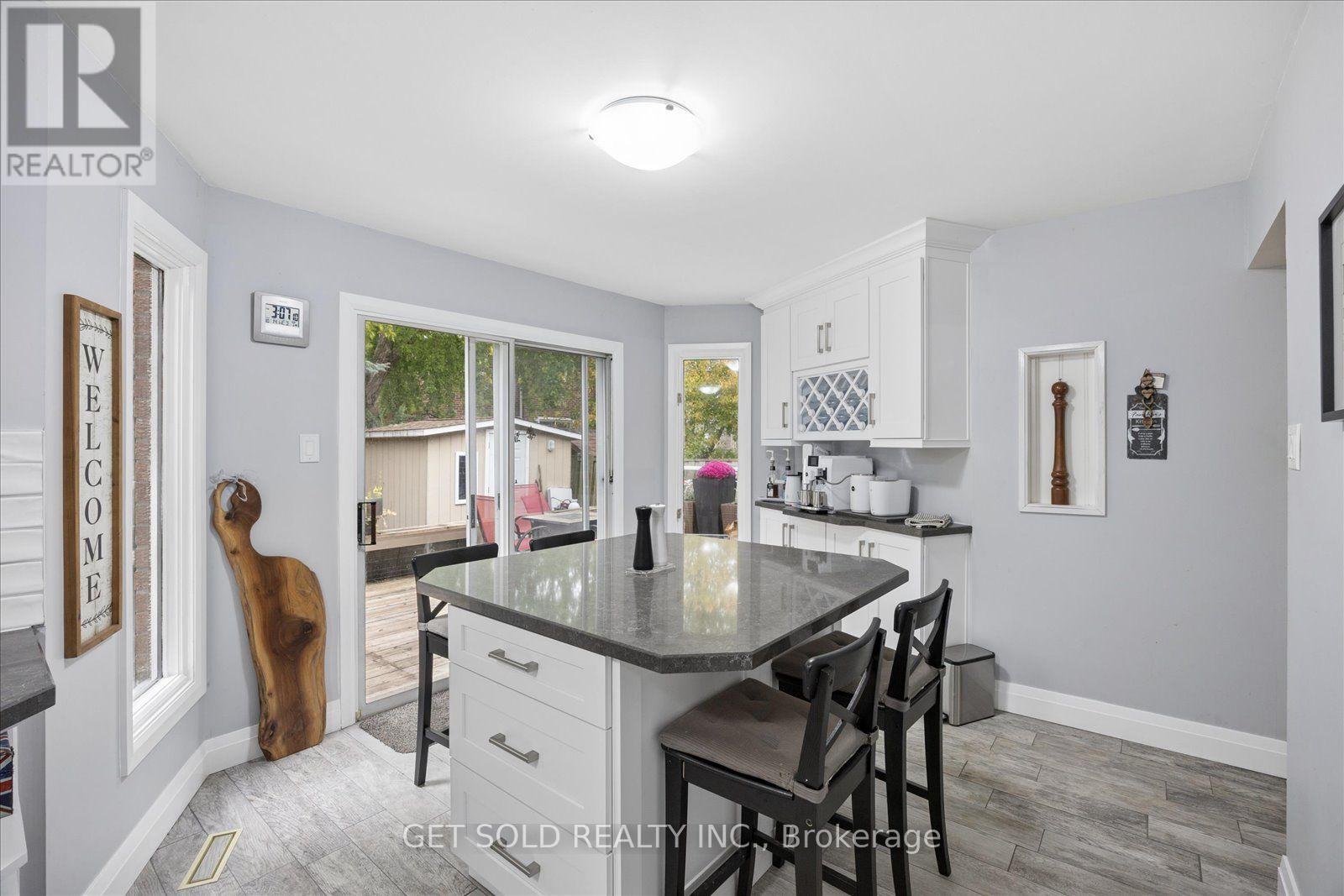 77 Linton Avenue Property Photo 11