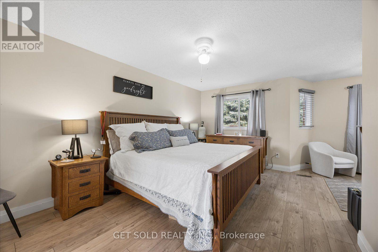 77 Linton Avenue Property Photo 22