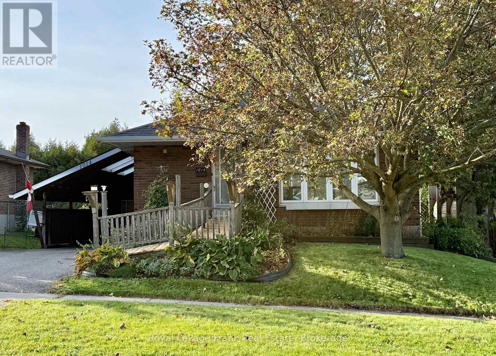 1014 MCCULLOUGH DRIVE Property Photo 1
