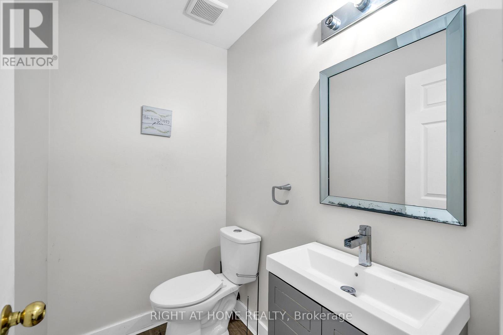 635 Longworth Avenue Property Photo 9